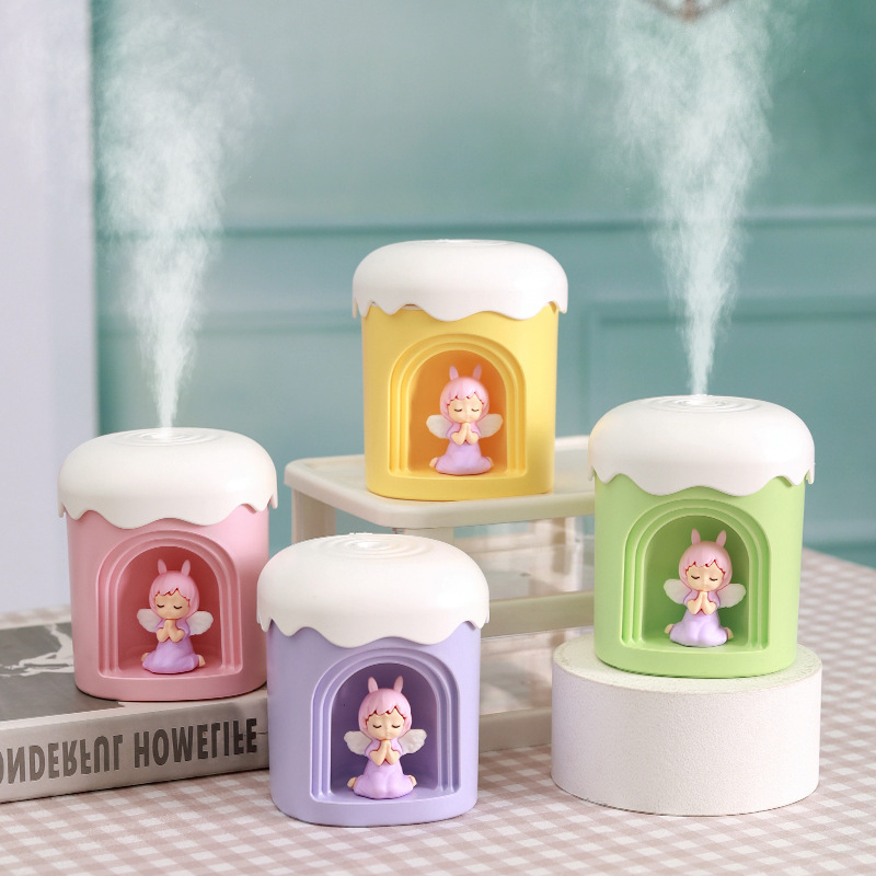 Mielas naminių gyvūnėlių mažas naktinės lemputės drėkintuvas, įmontuotas į USB, mielas biuro stalinio drėkintuvo atmosferos šviesos purkštuvas