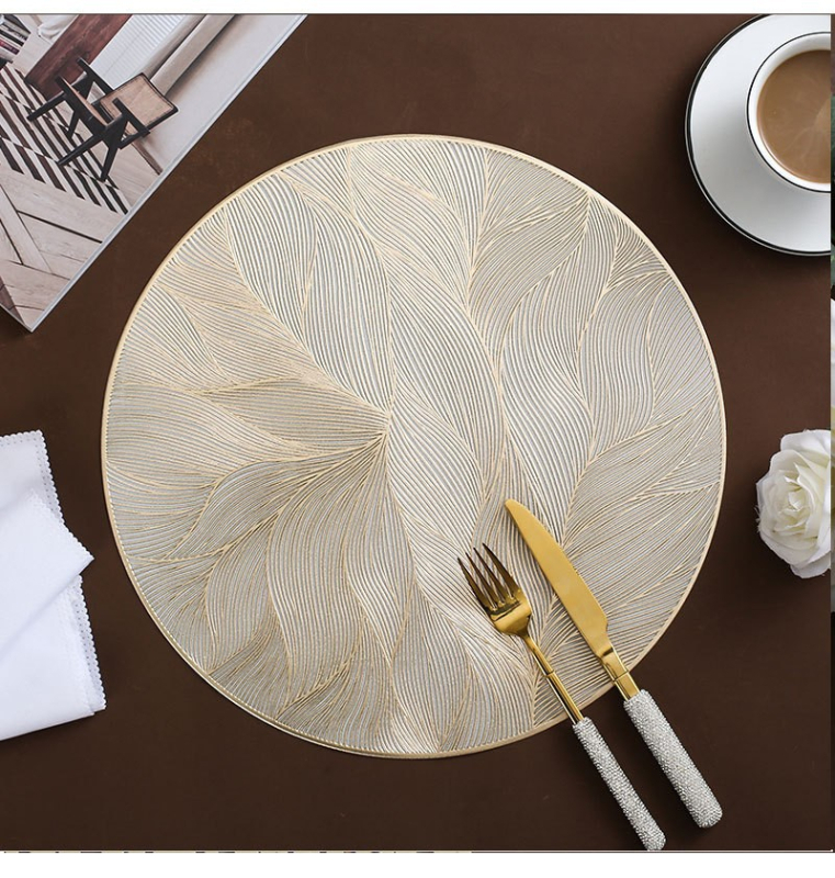 Pārrobežu karsti pārdodams ziedu PVC karstās štancēšanas rietumu galda paklājiņš mazgājams eļļas necaurlaidīgs izolācijas paklājiņš skandināvu stila mājas galda paklājiņš