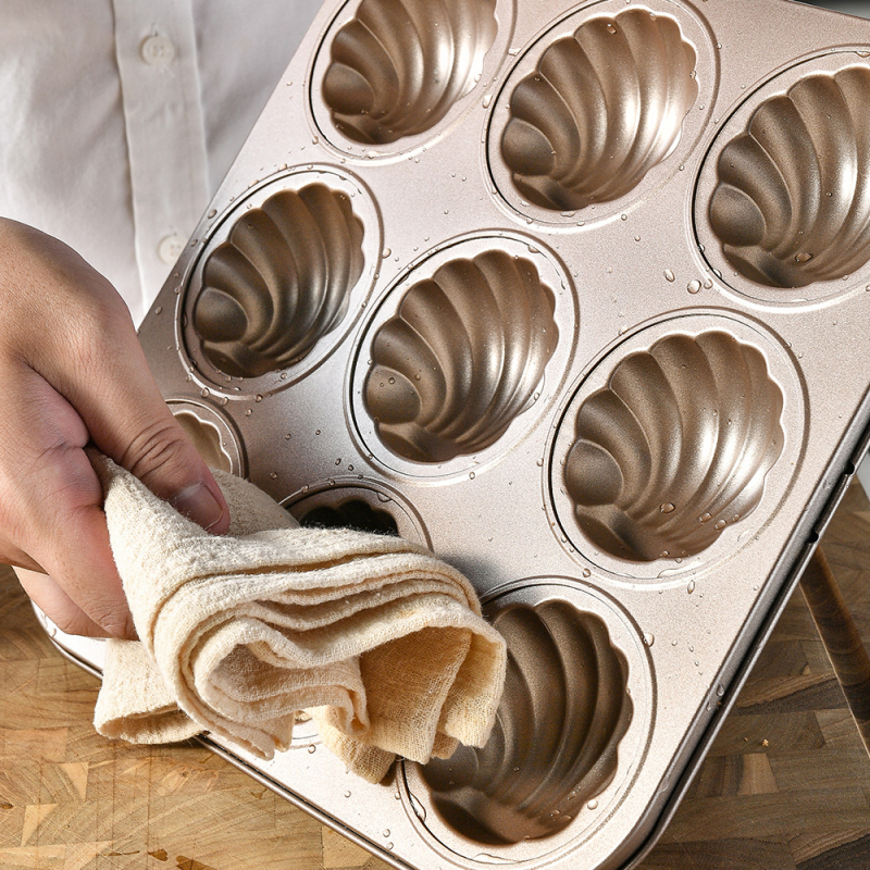 Koht mittenakkuva 9-ühendatud koomiksiloomaga koogivorm majapidamises isetegemise küpsetamiskoogivorm küpsetuspann šokolaadivorm