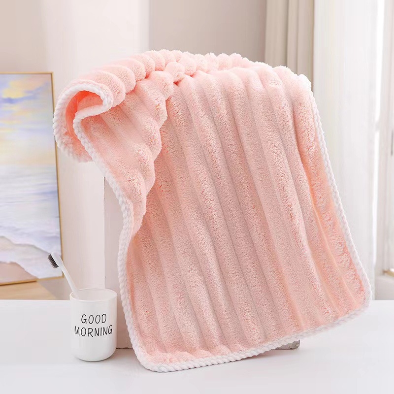 Saldainių banguotų rankšluosčių rinkinys, minkštas ir gerai sugeriantis, paprastas buitinis, koralų aksomas, trijų dalių rinkinys, sausų plaukų kepurė, vonios rankšluostis