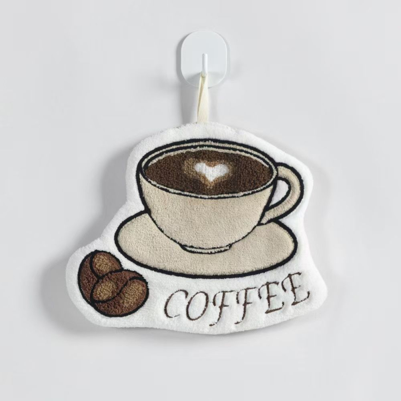 Nosinaitė, rankšluostis, pakabinamas virtuvės šviestuvas, prabangus tualetas, vaikiškas sugeriantis rankšluostis, drėgnas ir sausas