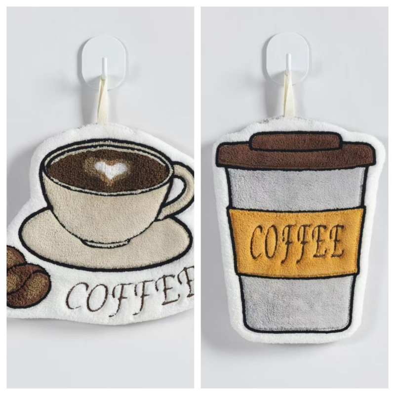 Nosinaitė, rankšluostis, pakabinamas virtuvės šviestuvas, prabangus tualetas, vaikiškas sugeriantis rankšluostis, drėgnas ir sausas