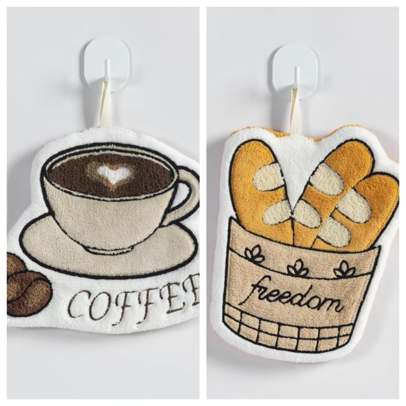 Nosinaitė, rankšluostis, pakabinamas virtuvės šviestuvas, prabangus tualetas, vaikiškas sugeriantis rankšluostis, drėgnas ir sausas