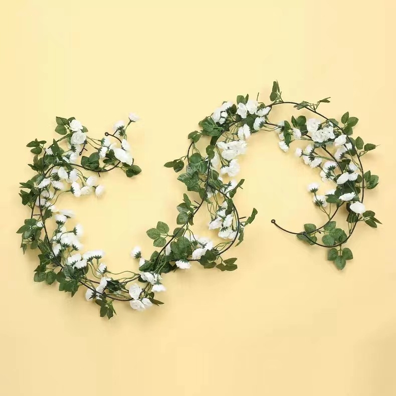 Imitacinės gėlės vynmedis, rožės, rotango, vestuvių interjero dekoravimas, vamzdžių vyniojimas, bijūnų gėlių juostelės, imitacinės gėlės, lubos, dirbtinė gėlė vynmedis