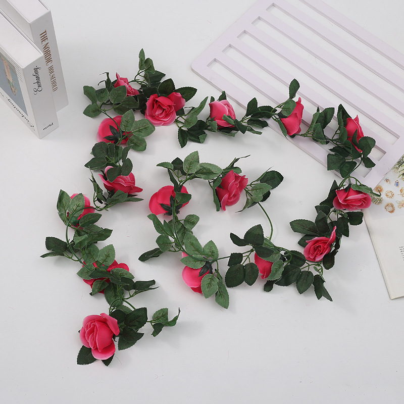 Imitacinės gėlės vynmedis, rožės, rotango, vestuvių interjero dekoravimas, vamzdžių vyniojimas, bijūnų gėlių juostelės, imitacinės gėlės, lubos, dirbtinė gėlė vynmedis