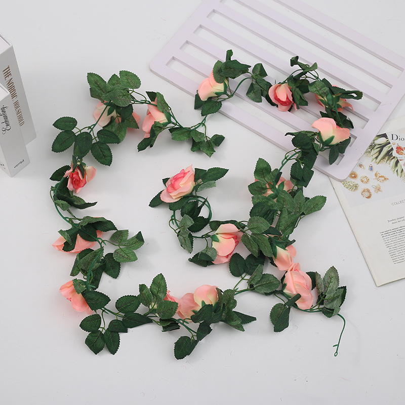 Imitacinės gėlės vynmedis, rožės, rotango, vestuvių interjero dekoravimas, vamzdžių vyniojimas, bijūnų gėlių juostelės, imitacinės gėlės, lubos, dirbtinė gėlė vynmedis