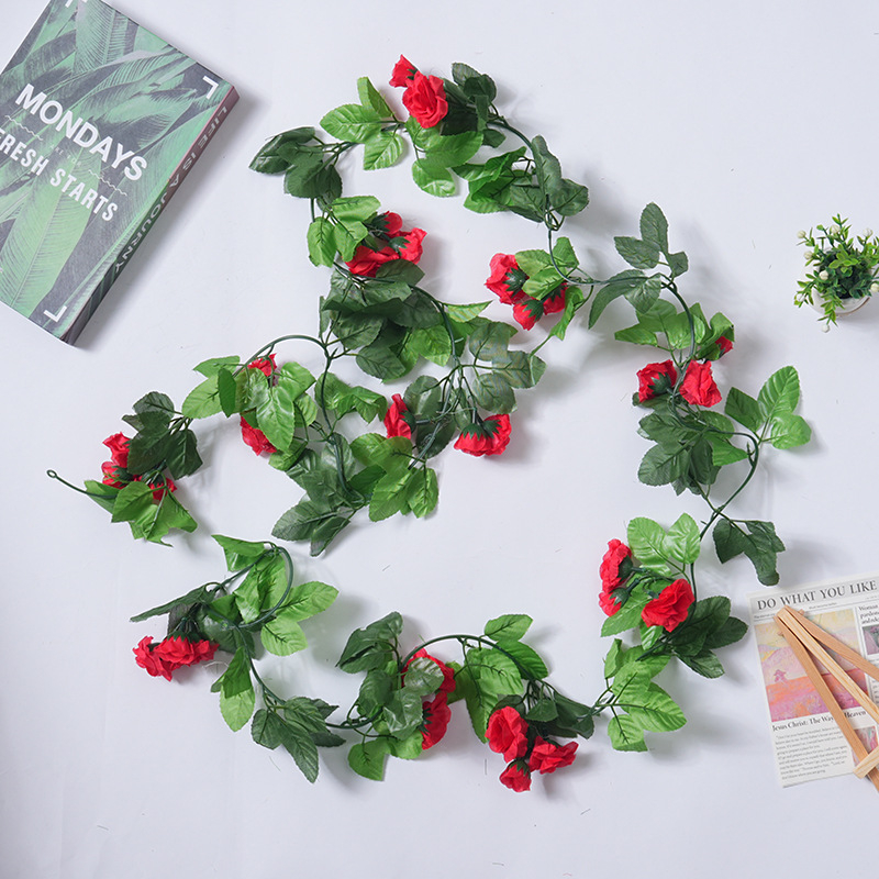 Imitacinės gėlės vynmedis, rožės, rotango, vestuvių interjero dekoravimas, vamzdžių vyniojimas, bijūnų gėlių juostelės, imitacinės gėlės, lubos, dirbtinė gėlė vynmedis