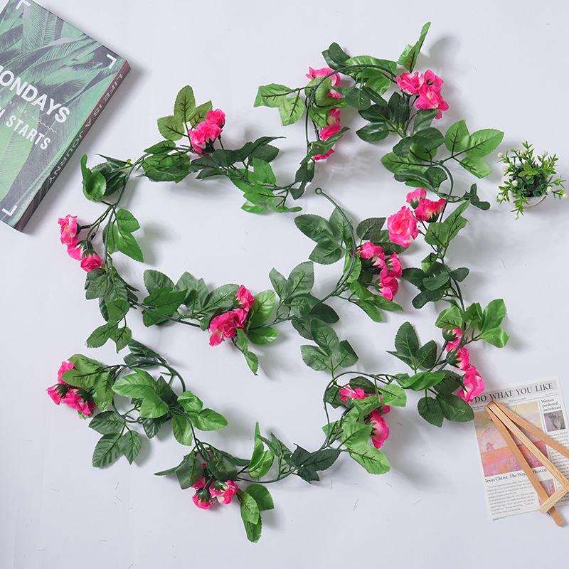 Imitacinės gėlės vynmedis, rožės, rotango, vestuvių interjero dekoravimas, vamzdžių vyniojimas, bijūnų gėlių juostelės, imitacinės gėlės, lubos, dirbtinė gėlė vynmedis