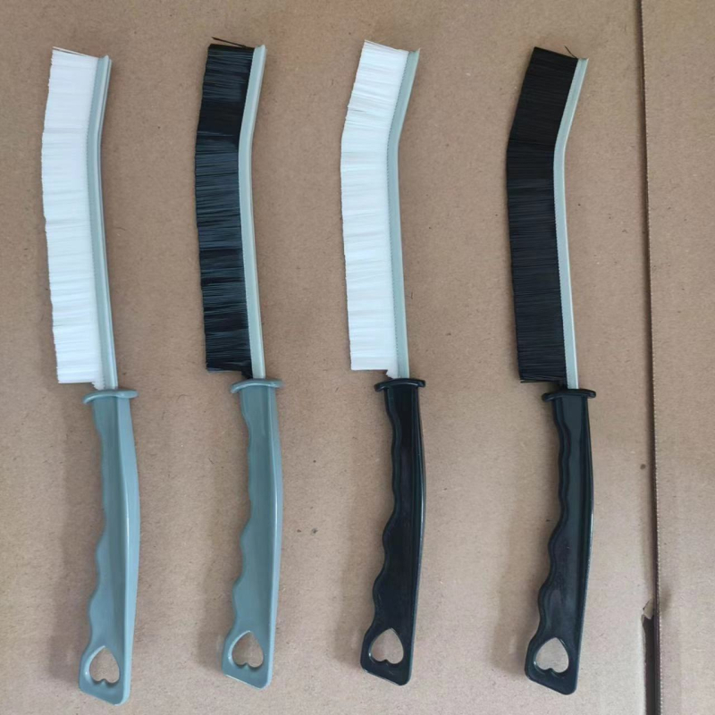 Pie sienas stiprināma vannas istabas spraugu birste vannas istabas virtuves flīžu stūru tīrīšanai logu spraugu rievu putekļu daudzfunkcionāla birste