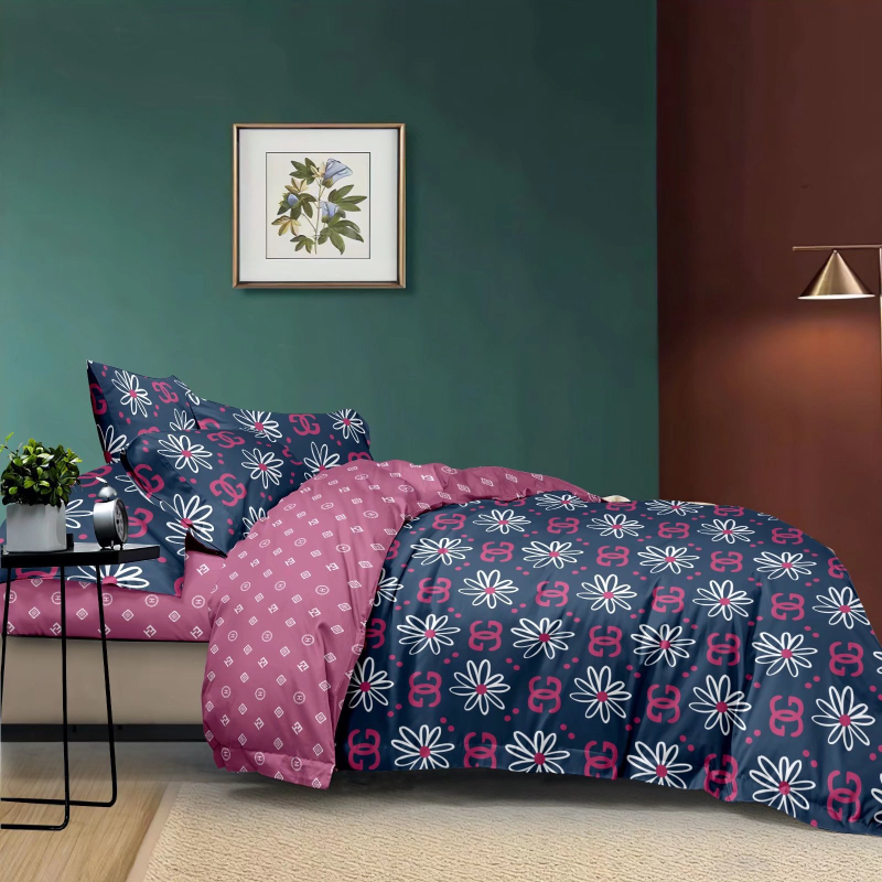 Sieninis kodas su rankomis tapytu gėlių raštu, pagalvės užvalkalas, dviejų arba trijų dalių antklodės užvalkalas, gali būti siunčiamas mišrios partijos vardu.