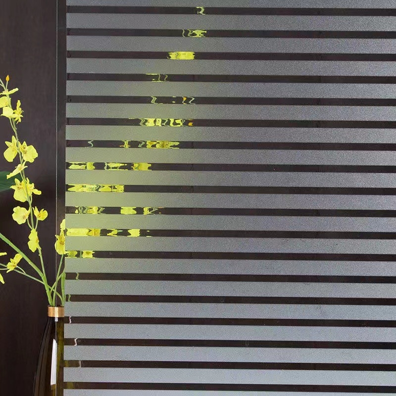 Elektrostaatiline valge mattklaasist kleebiskile, poolläbipaistev ja läbipaistmatu, privaatsuse kaitsmiseks piilumise eest vannitubades ja rõdudel, matt viimistlusega