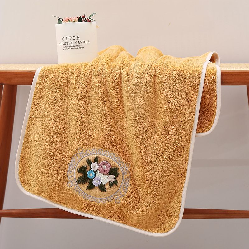 Lilledega tikandiga rätik lihtne pehme imav rätik tehase hulgimüük paar pehme mugav täiskasvanute näorätik