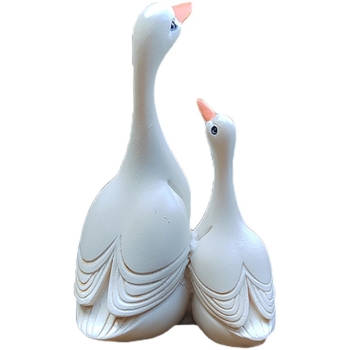 Didelė balta žąsis, maža vientisa antis, kiemo sodas, žuvų tvenkinys, alpinariumas, gėlių vazonas, bonsai, kraštovaizdžio dekoracija, mikro peizažas, maži papuošalai