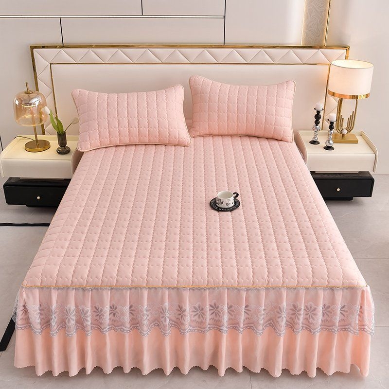 Naujas vestuvinis „Qingda“ raudonas dygsniuotas lovos sijonas, trijų dalių komplektas, vienspalvis, sustorintas, neslystantis paklodė, dviguba lovatiesė