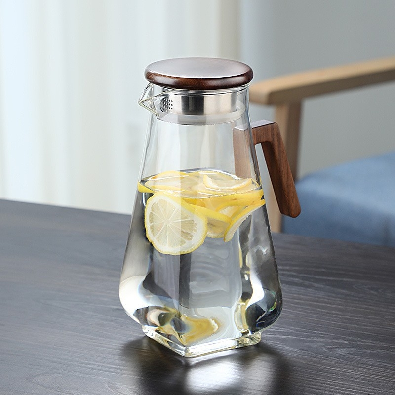 Prabangaus stiliaus stiklinių ąsočių rinkinys namams su rankena įkurtuvėms