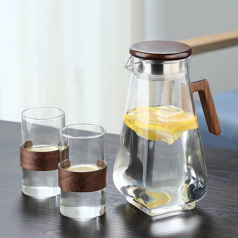 Prabangaus stiliaus stiklinių ąsočių rinkinys namams su rankena įkurtuvėms