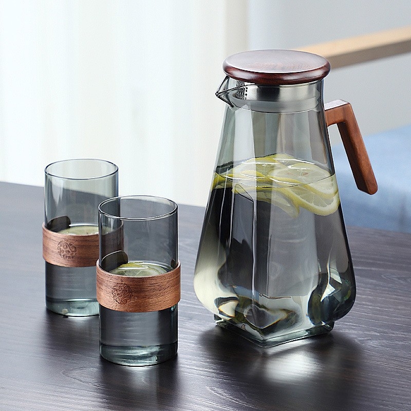 Prabangaus stiliaus stiklinių ąsočių rinkinys namams su rankena įkurtuvėms