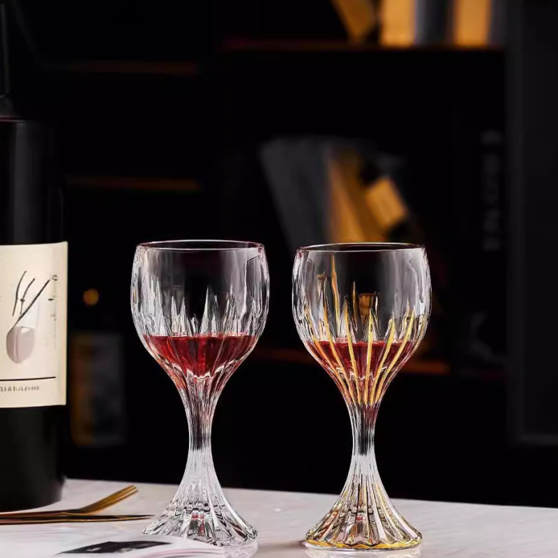Kerge luksuslik vintage reljeefne nikerdatud punase veini klaas majapidamisklaasist pokaal veiniklaas kõrge värviväärtusega veiniklaasi hulgimüük