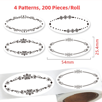 Rankraštiniai, tarpvalstybiniai, tirpių maisto butelių ir skardinių tuščio logotipo su ovaliu klasifikavimo lipduku sandėlyje