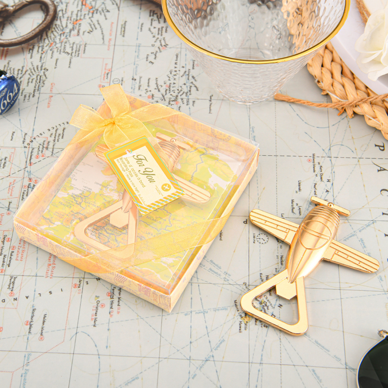 Europsko i američko vjenčanje, vjenčanje, povratak, vjenčani poklon, otvarač za boce u zrakoplovu, vjenčanje, putovanje, zabava, otvarač za boce u zrakoplovu