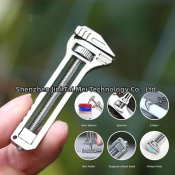 Kompaktiškas titano daugiafunkcis įrankis Kompaktiškas cinko ir aliuminio daugiafunkcis peilis, kuris nenaudojamas