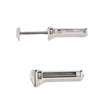 Kompaktiškas titano daugiafunkcis įrankis Kompaktiškas cinko ir aliuminio daugiafunkcis peilis, kuris nenaudojamas