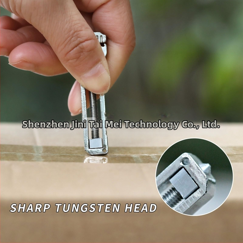 Kompakts titāna daudzfunkcionāls rīks Kompakts cinka un alumīnija daudzfunkcionāls nazis, kas netiek izmantots