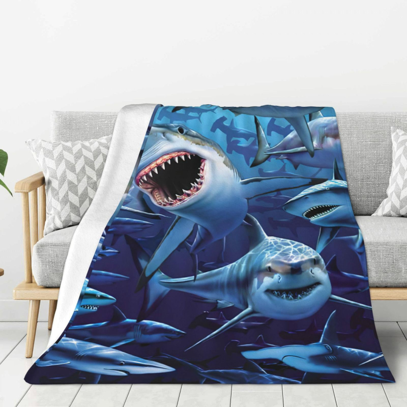 Animacinių filmukų ryklio rašto flanelinė antklodė, skaitmeninė spauda, nešiojama minkšta antklodė, tarpvalstybiniai „Amazon“ gamyklos tiesioginiai pardavimai