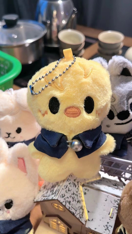 na zalihi STAY Dječja lutka za ključeve s ulicom Han Zhicheng Čarobna školska lutka Odjeća Privjesak za ključeve Mala lutka