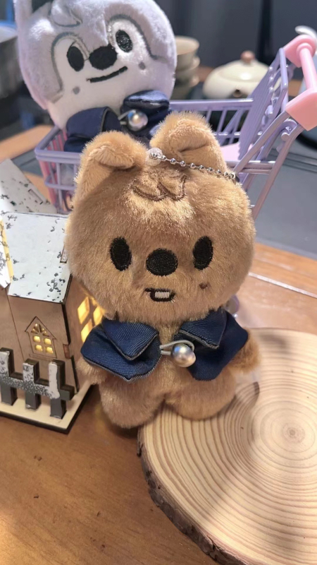 na zalihi STAY Dječja lutka za ključeve s ulicom Han Zhicheng Čarobna školska lutka Odjeća Privjesak za ključeve Mala lutka