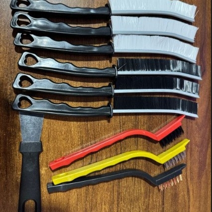 Šķērsgriezuma spraugu birste, 10 daļu spraugu tīrīšanas birstes komplekts, daudzfunkcionāls mazs stūra spraugas logu sliežu vannas istabas virtuves instrumenti