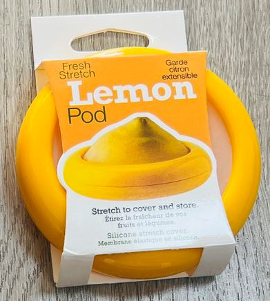 Köögis läbipaistva kile säilituskarbi külmkapi puu- ja köögiviljade pooleks lõigatud sügavkülmiku hoiukarp köögiviljade hoiukasti hulgimüük