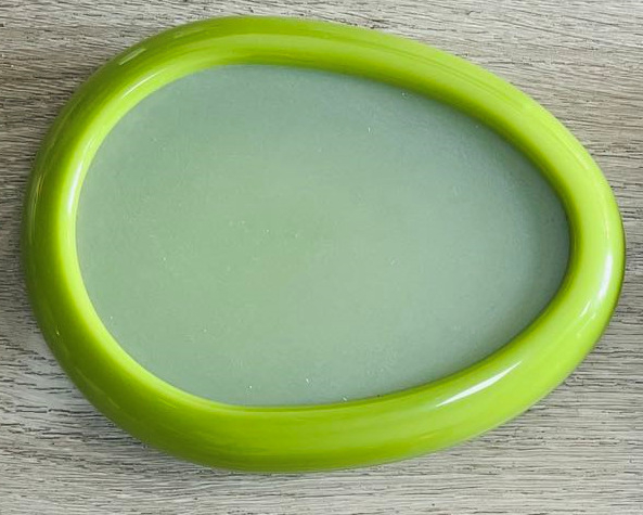 Köögis läbipaistva kile säilituskarbi külmkapi puu- ja köögiviljade pooleks lõigatud sügavkülmiku hoiukarp köögiviljade hoiukasti hulgimüük