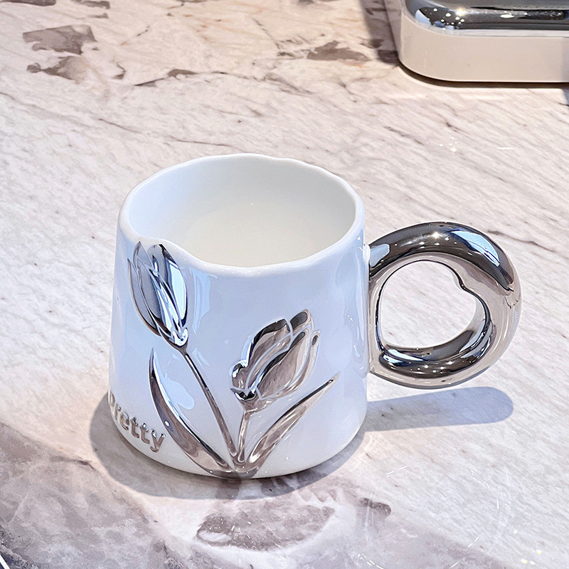 Чаша за кафе Tulip, висок клас, изящна керамична чаша за двойка, домакинска чаша за вода, 2024, нова дамска, с висока стойност