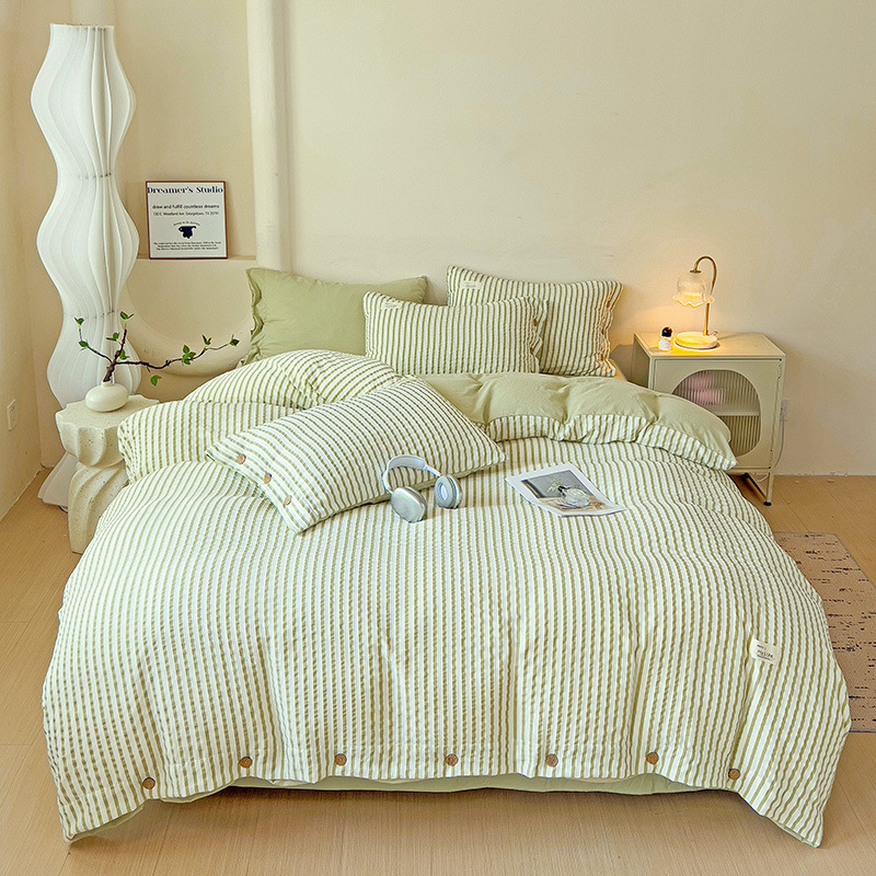 Japoniško stiliaus nemagintų sagų stiliaus skalbtos medvilnės keturių dalių lovos komplektas su dryžuotu lovatiesės užvalkalu, paklodė, studentų bendrabučio paprastas trijų dalių komplektas