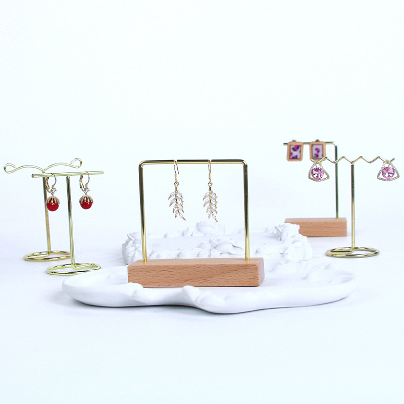 Piiriülene kohapealne loominguline kuldvaigust ehtealuse rekvisiidid sõrmuskõrvarõngad kaelakee käevõru ehete vitriin