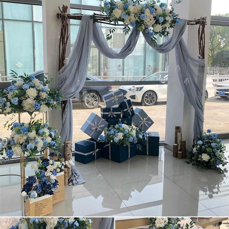 Automobilio pristatymo ceremonijos lango vestuvių dekoravimo stilius Dirbtinių gėlių dekoravimas Netikros gėlės 4s Parduotuvės pasveikinimas Kt prekės ženklo romėnų kolonų dekoravimas