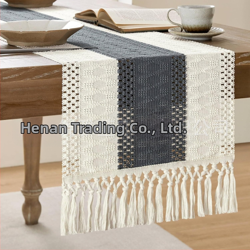 „Amazon“ stalo vėliavėlė, medvilnės ir lino juostelėmis, susiūta dviejų spalvų austais kutais, be pastoracinės kaimiškos staltiesės gamintojų tiekiama