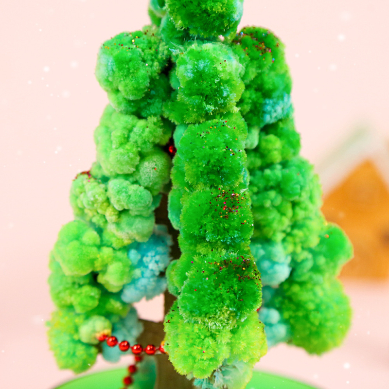 Tarpvalstybinis popierinių eglutės žydinčių vaikų „pasidaryk pats“ magiško augimo krištolinių eglutės žaislų, spalvotų Kalėdų eglučių gamintojų didmeninė prekyba tiekėjas