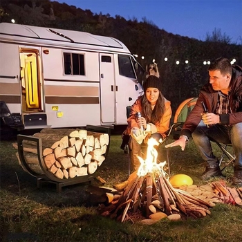 Malkų laikymo lentyna Metalinis malkų stovas Medienos laikymo lentyna Vidinis židinys Malkų laikymo ir organizavimo lentyna Medienos ekspozicija