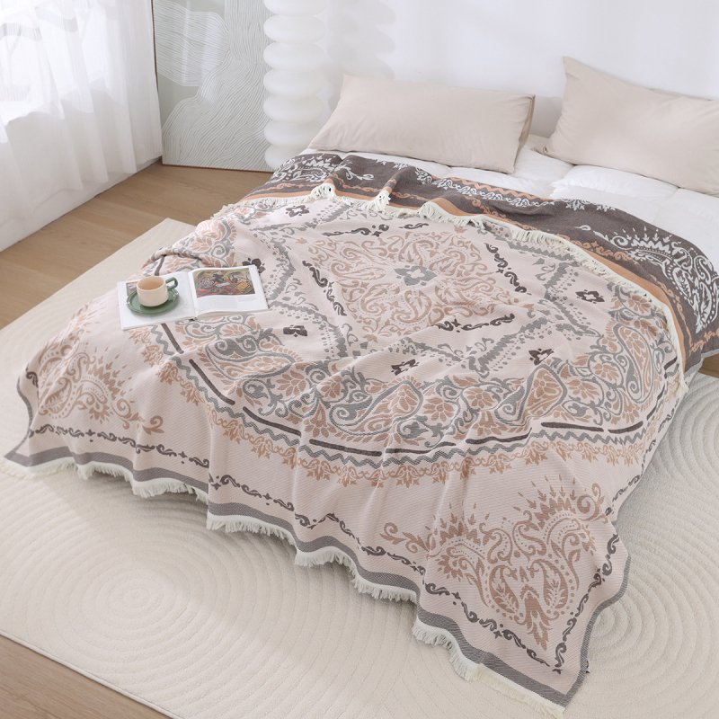 Tarpvalstybinis grynos medvilnės kutais margintas marlės rankšluostis, grynos medvilnės pynių užvalkalas, viengulė dvigulė lova, daugiafunkcis sofos marlės užklotas, antklodė