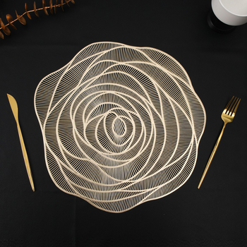 Amazon Hot Selling alátét Valentin-napi rózsa alátét piros dekoratív asztali alátét határokon átnyúló alátét gyárilag