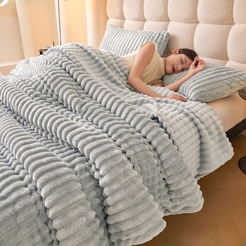 Rudens ir žiemos A klasės triušio pliušinis antklodė, sutirštinta šilta pieno aksominė pledėlė, tarpvalstybinė užsienio prekyba, gyvo flanšo antklodė
