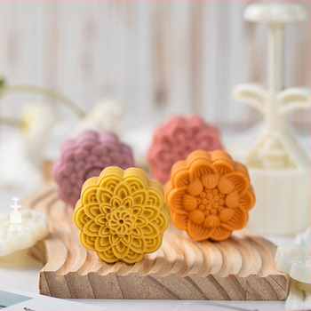 [Kümme lootoseseemnetükki] Kuukoogi vorm 75g kolmemõõtmeline käsitsi survega plastist abrasiivsed Hiina küpsetusvahendid