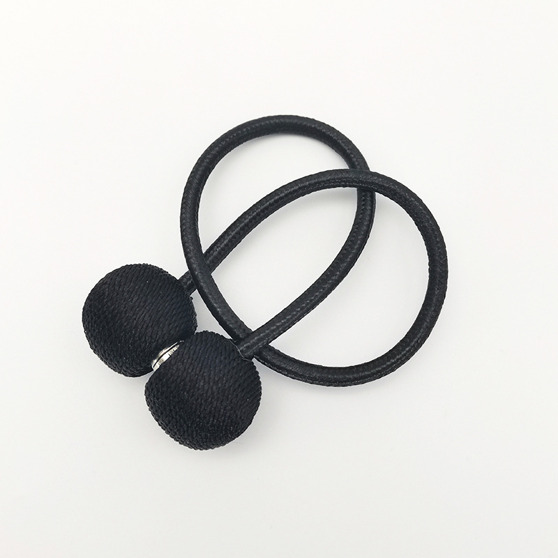 Tiesioginis gamyklinis tiekimas. Užuolaidų magnetinė sagtis be perforatorių. Kūrybinga, paprasta, universali užuolaidų ausinių magnetinė sagtis. Užuolaidų sagtis.