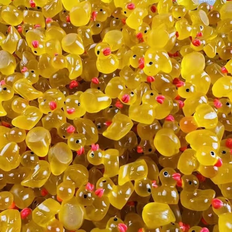 Nakts fluorescējoši sīkrīki, mazi dzīvnieki, DIY, jauka maza pīle, jaukti rotājumi, radoši, roku darbs, DIY rotaslietu aksesuāri