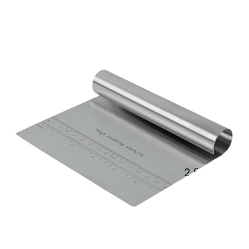 Roostevabast terasest lõikepinnaga, soomustega paksendatud, nuudligrupp, ühepoolne lõikenuga, mitmeotstarbeline lõikenuga, kaabits veiselihapiruka lõikamiseks