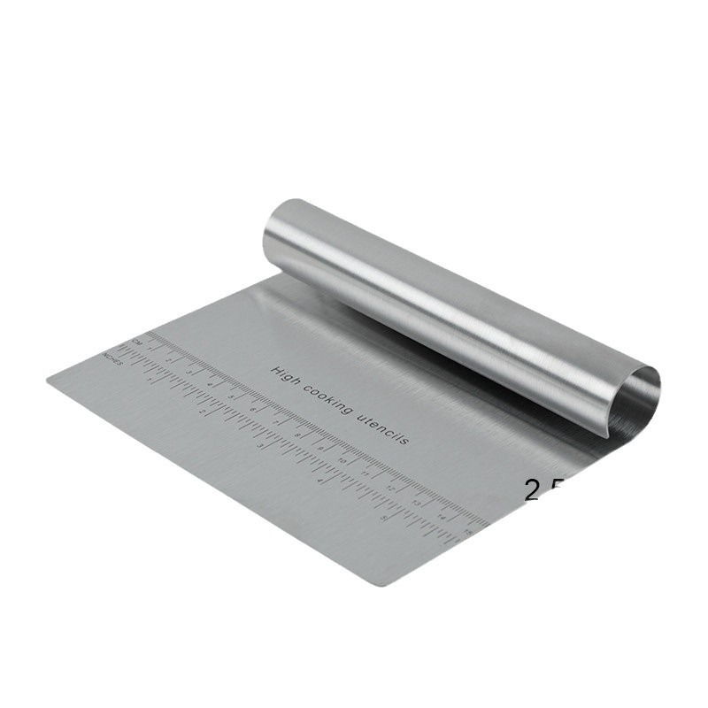 Roostevabast terasest lõikepinnaga, soomustega paksendatud, nuudligrupp, ühepoolne lõikenuga, mitmeotstarbeline lõikenuga, kaabits veiselihapiruka lõikamiseks