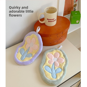 Rankšluostį galima pakabinti. Naujas mielas koralų aksomas, tulpės, ramunėlių spalvos, sugeriantis buitinis kvadratinis rankšluostis, vonios kambariui, virtuvės rankšluostis.