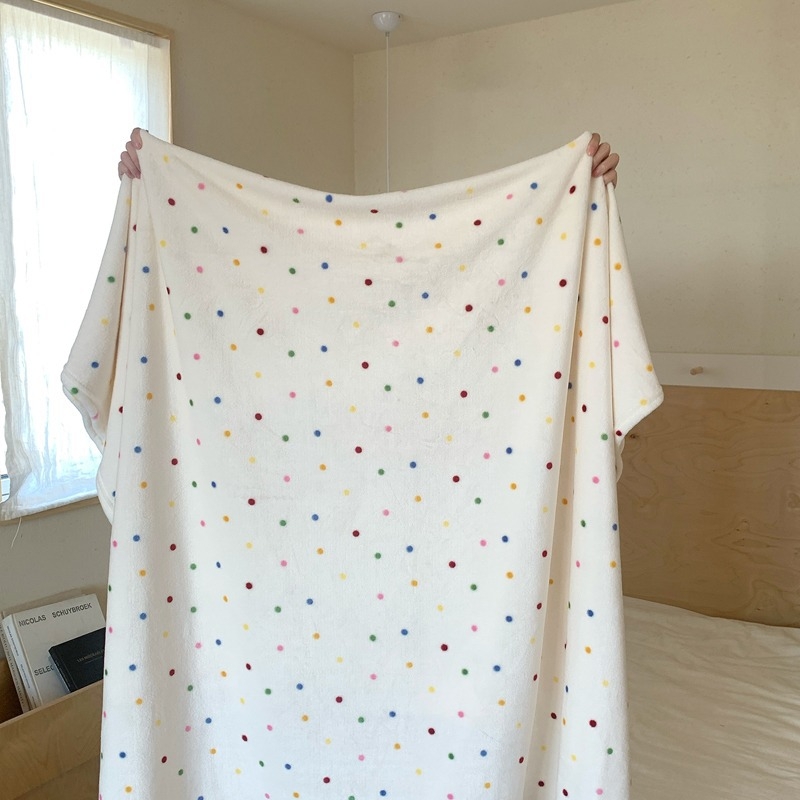 Paksendatud koomiksipiimafliisist tekk Sügis- ja talvine paksendatud faleirongitekk Vaba aja diivanitekk Uinakute tekk Piiriülene tekk